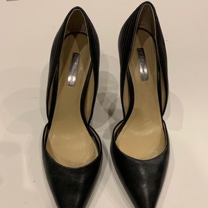 BCBG size 8 heels, black